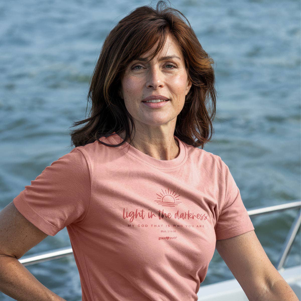 Grace & truth Womens T-Shirt Light In The Darkness