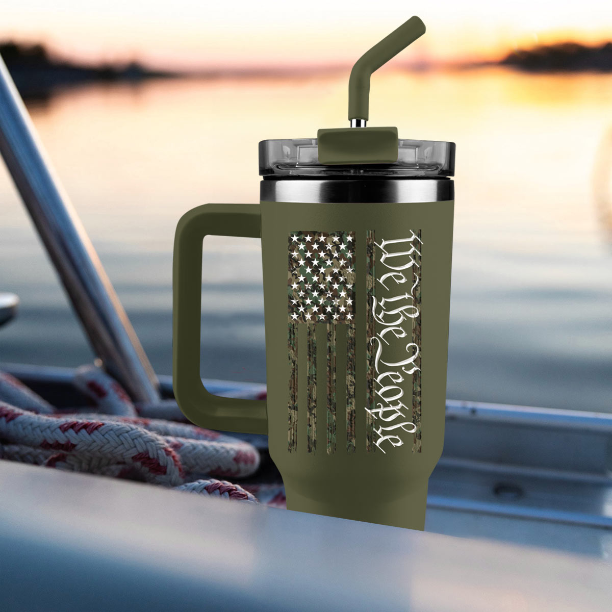 Kerusso Hold Fast, Patriotic Flag Design, Green 40 Ounce Lidded Stainless Steel Travel Tumbler with Straw