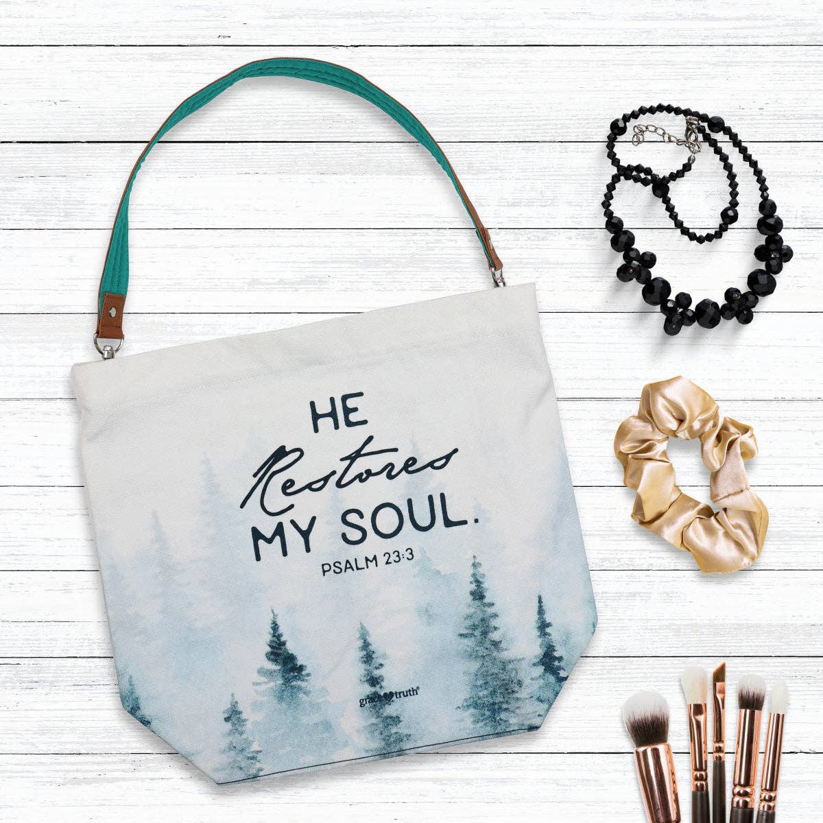 Grace & truth Womens Tote Bag He Restores: Multi-color